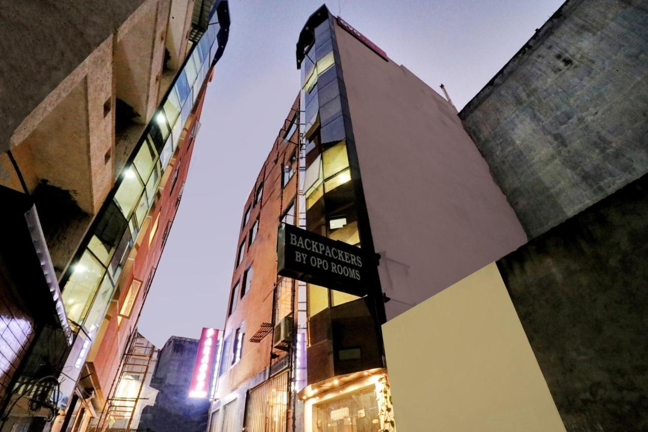 Oyo 23368 Boutique Hotel Paragon New Delhi Exteriör bild